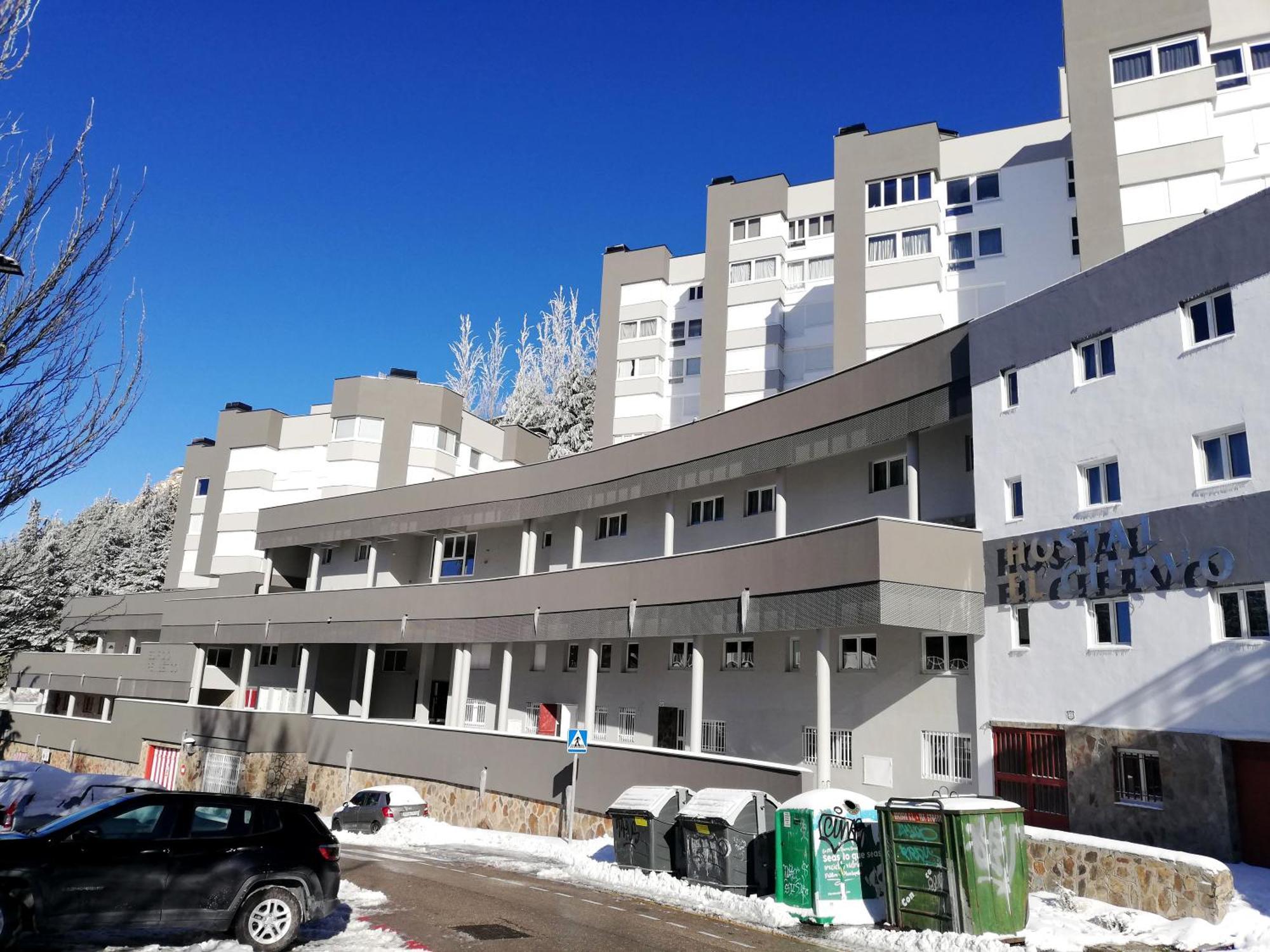 Apartamentos Penibetico Con Parking Y Wifi By Surynieve Sierra Nevada Exterior foto